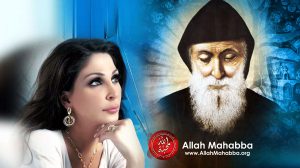 الفنانة إليسا