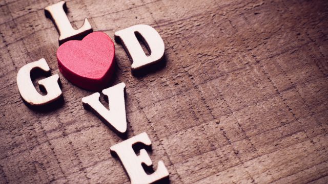 كم كلمة عن الحب